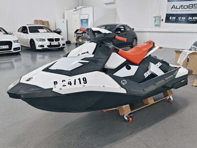 Sea-Doo Spark 900 Ace 