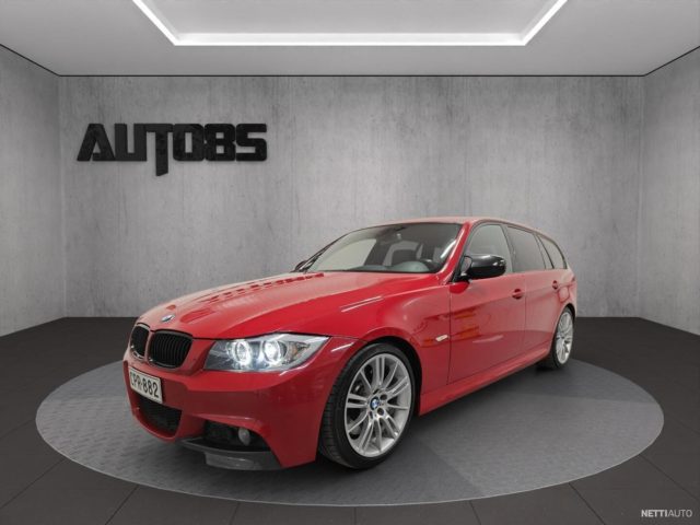 BMW 330