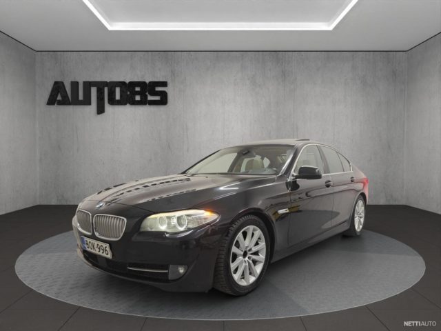 BMW 528