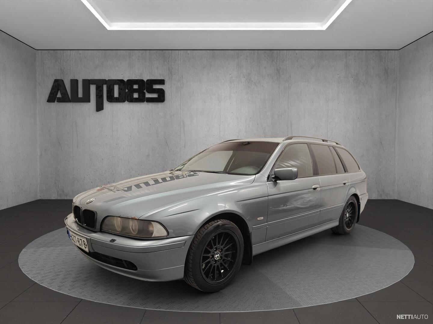 BMW 520 i Touring || Kunnon JEE39 | Suomiauto | Ilmastointi | Tummat lasit | 2x alut renkailla | Vakionopeudensäädin | Grillit