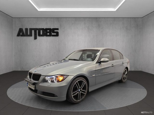 BMW 325