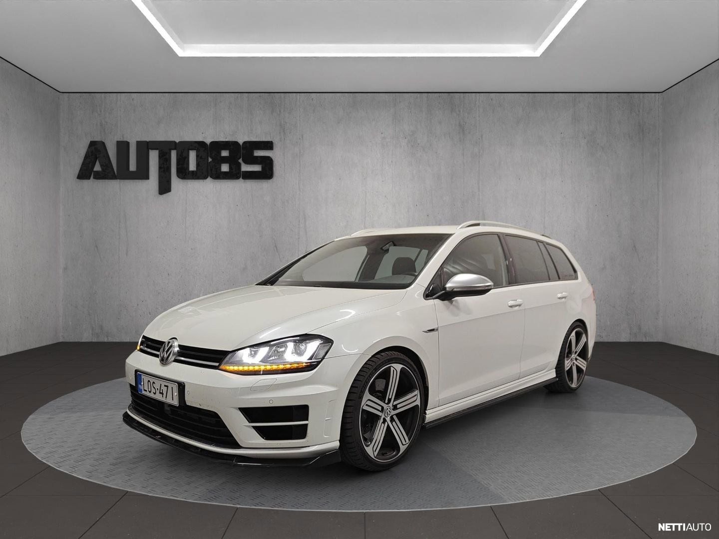 Volkswagen Golf Variant R 2