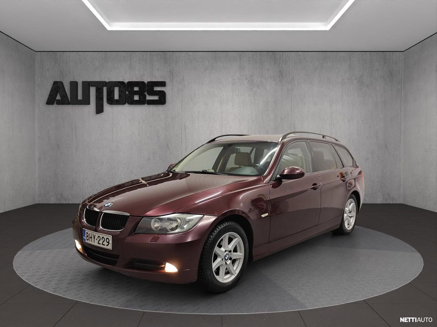 BMW 320 dA Touring E91 || Webasto | Sähköpenkki muistilla | Sport ohjauspyörä | Cruise | Peruutustutka | Sadetunnistin ym