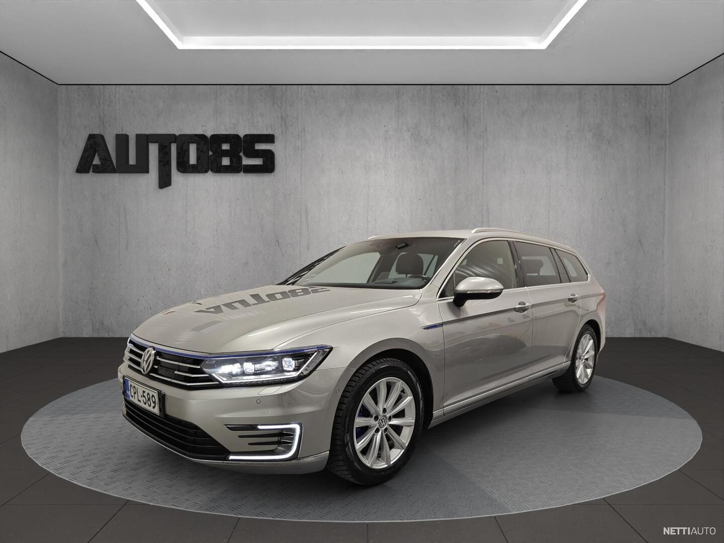 Volkswagen Passat Variant GTE Plug-In Hybrid 160 kW (218 hv) DSG || Digimittaristo | Keyless | Navigointi | Kamera | LED | HUD | ACC