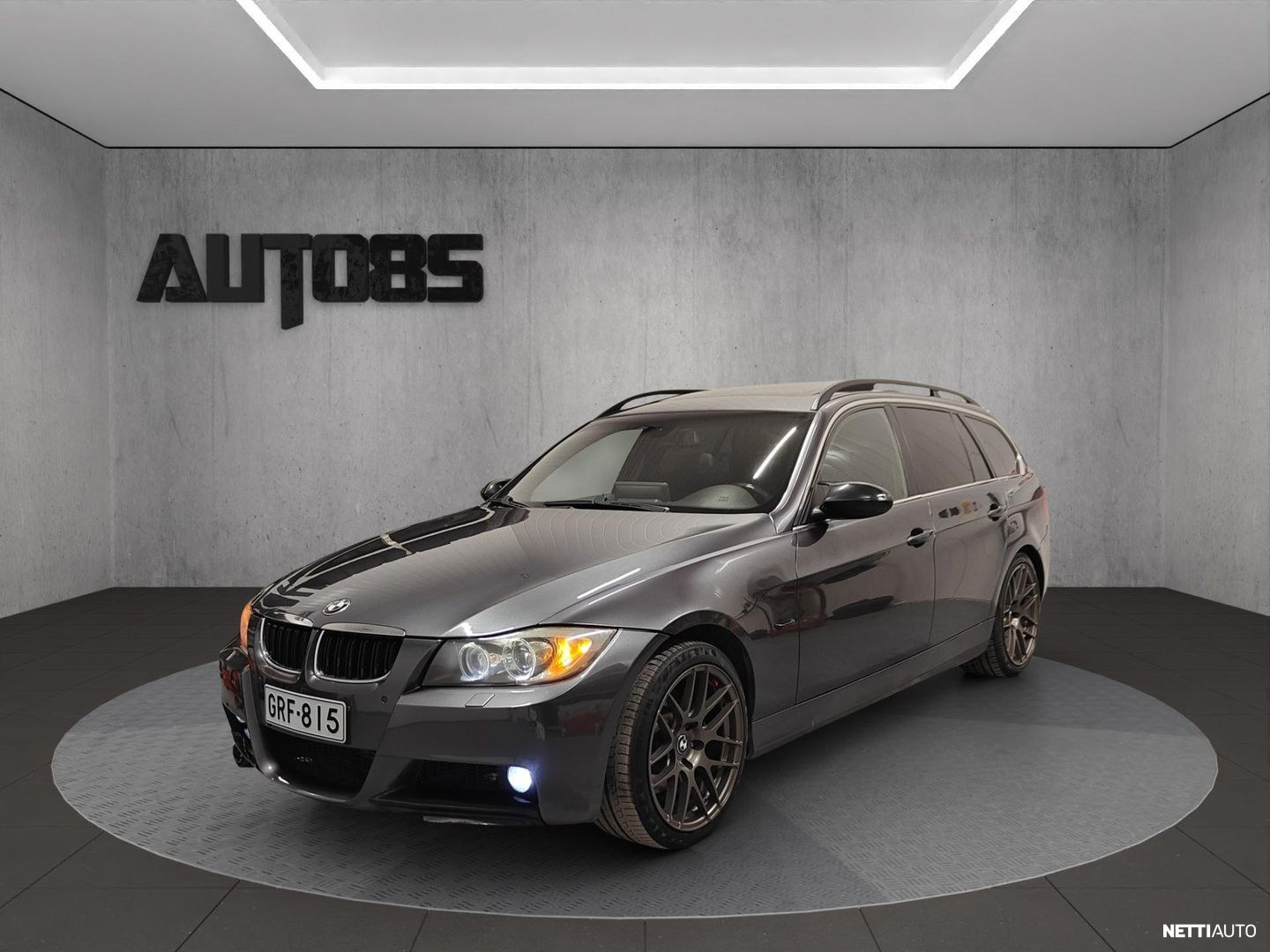 BMW 325 dA Touring || M-Sport puskurit | Panorama | Xenon | Maxton Design | Tummat lasit | Soitin päivitetty | 2x alu | Siisti