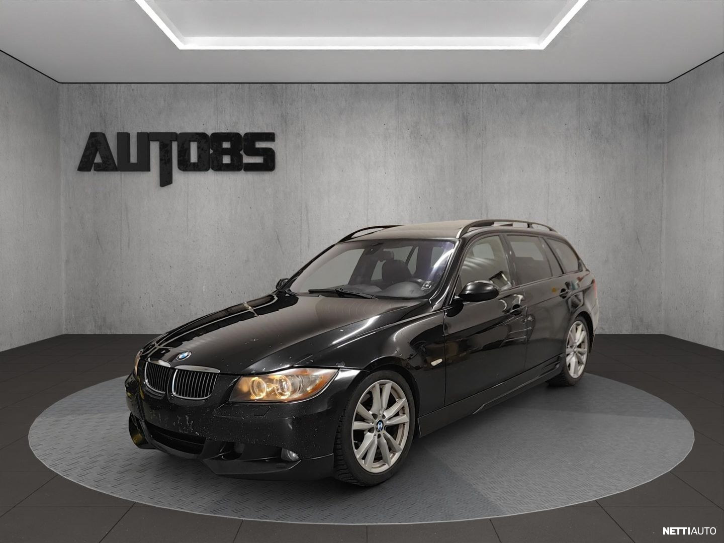 BMW 330 dA Touring xDrive E91 || Panorama | Adapt. Xenon | TV | Valopaketti | HiFi DSP | Tutkat | Musta sisäkatto | Keyless ym