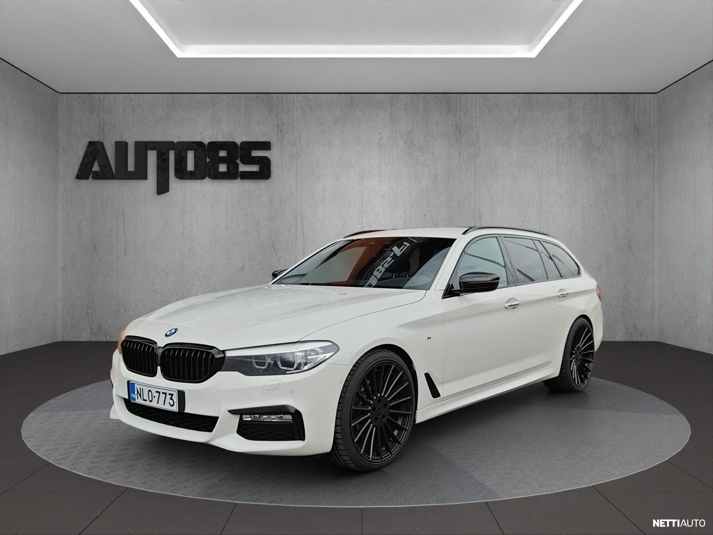 BMW 520 G31 Touring 520d A M-Sport || 21