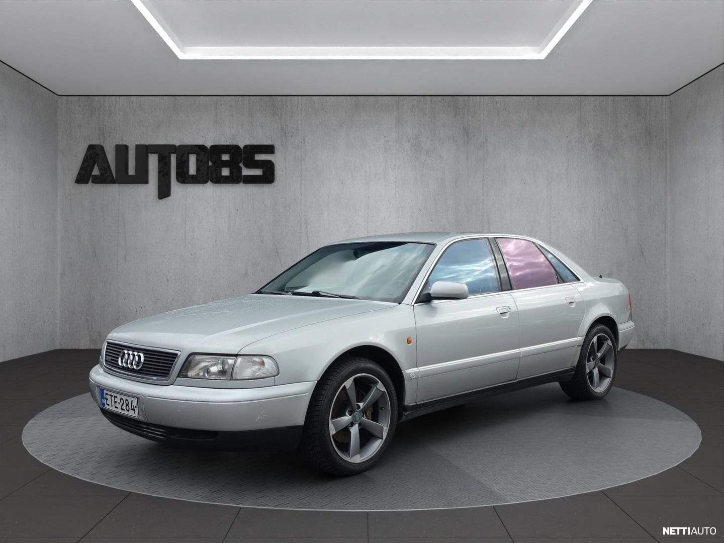 Audi A8 4,2 V8 sedan Aut. 1994, kuva 3/14