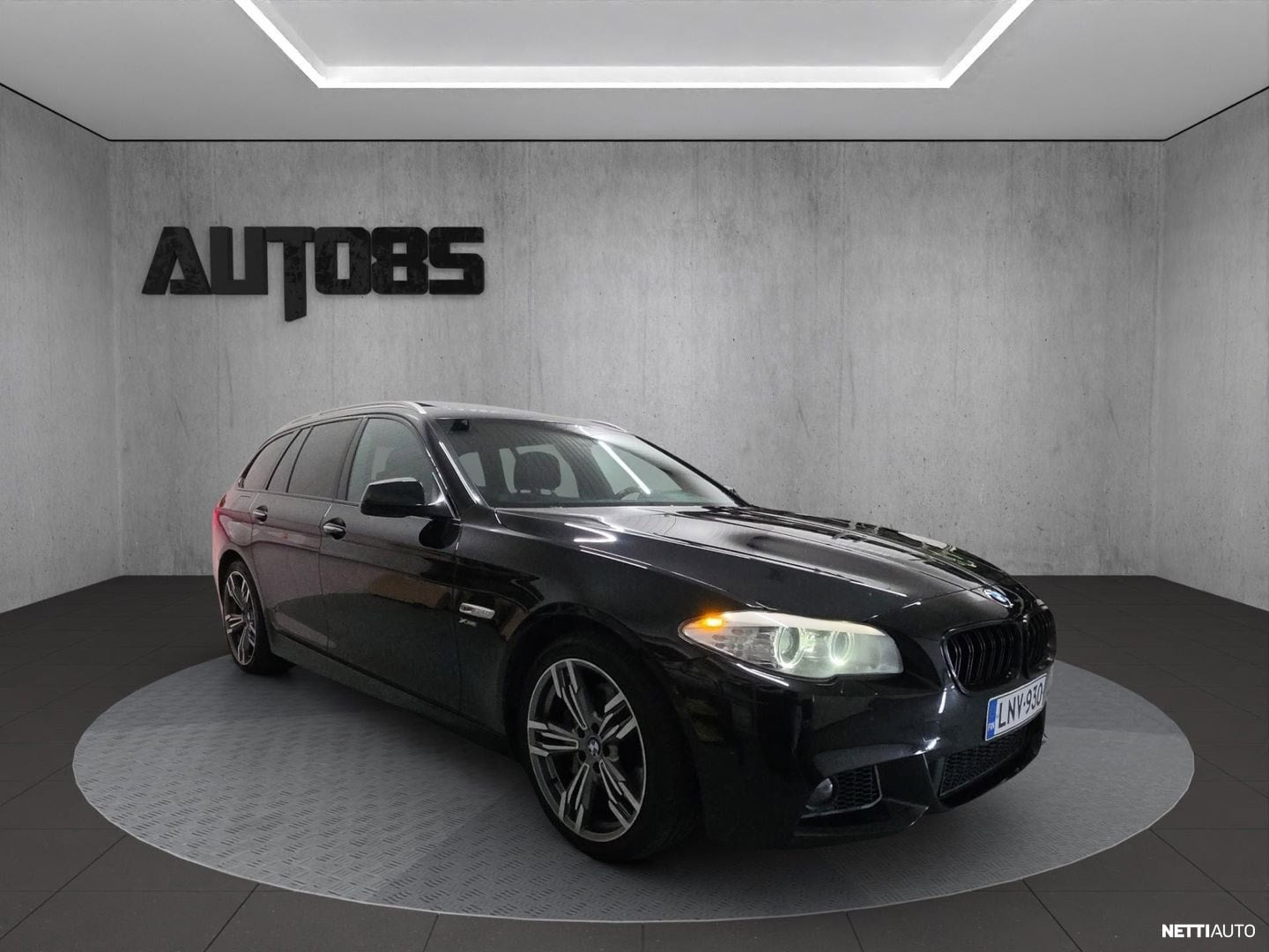 BMW 530 dA xDrive Touring 2011, kuva 4/19