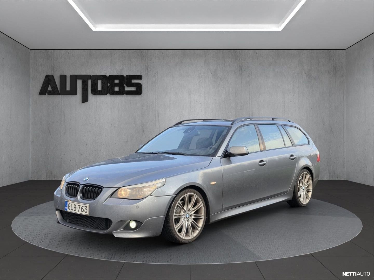 BMW 530 dA Touring M-Sport LCI Edition || Megavarusteltu | Panorama | HUD | Adapt. Xenon | Navi Prof | HiFit | Verhot | Kaista